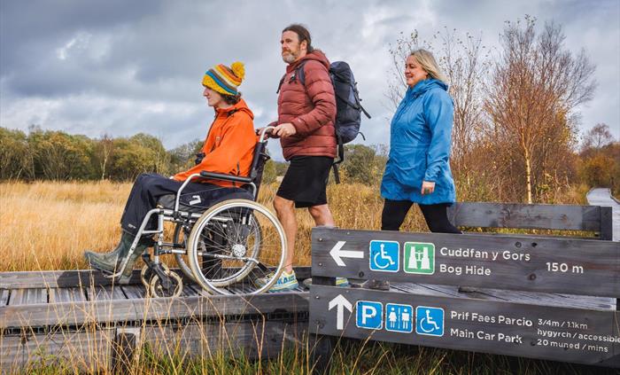 Cors Caron offers excellent accessible facilities